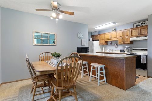 11189 Edgewood Cir N, Champlin, MN, 55316-3300 | Card Image