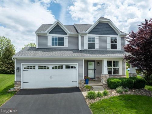 264 Amberleigh Ln, BELLEFONTE, PA, 16823-8102 | Card Image