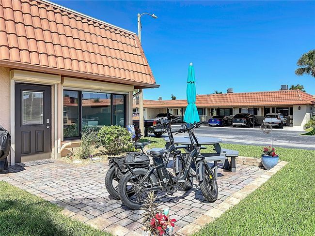 APT-27A - 19029 Us Highway 19 N, House other with 2 bedrooms, 2 bathrooms and null parking in CLEARWATER FL | Image 43