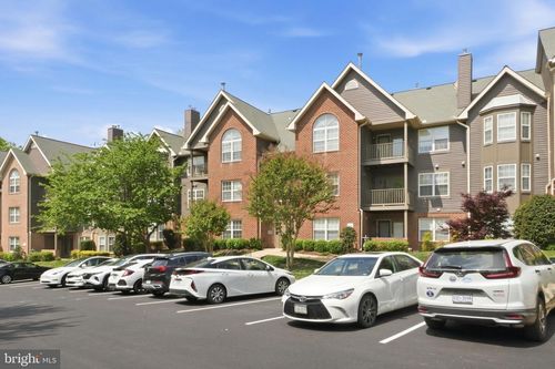 204-4116 Monument Ct, FAIRFAX, VA, 22033-2882 | Card Image