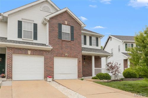 d-10353 Tiffany Village Circle Dr, Saint Louis, MO, 63123-8003 | Card Image