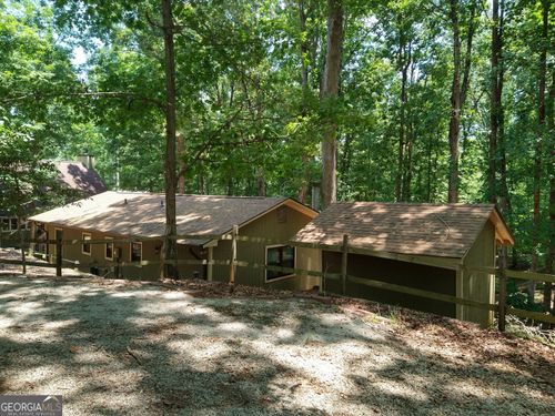 570 Greenleaf Dr, Lavonia, GA, 30553-2124 | Card Image