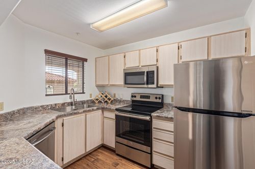 unit-42202-5751 N Kolb Road, Tucson, AZ, 85750 | Card Image