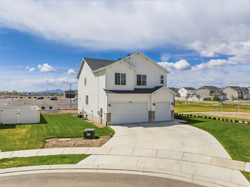 1208 E Coachline Way, Eagle Mountain, UT, 84005-5714 | Card Image
