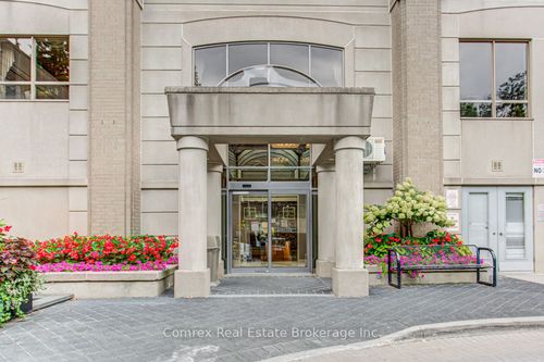 ph16-5418 Yonge St, North York, ON, M2N6X4 | Card Image