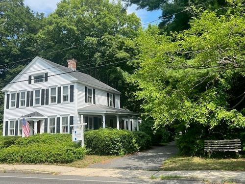 3 Springfield St, Wilbraham, MA, 01095-2224 | Card Image