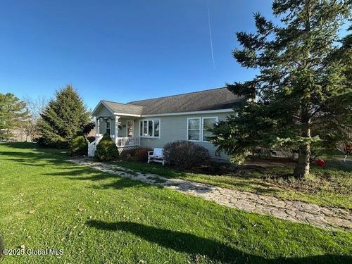 24 Meacham St, Port Henry, NY, 12974-1405 | Card Image