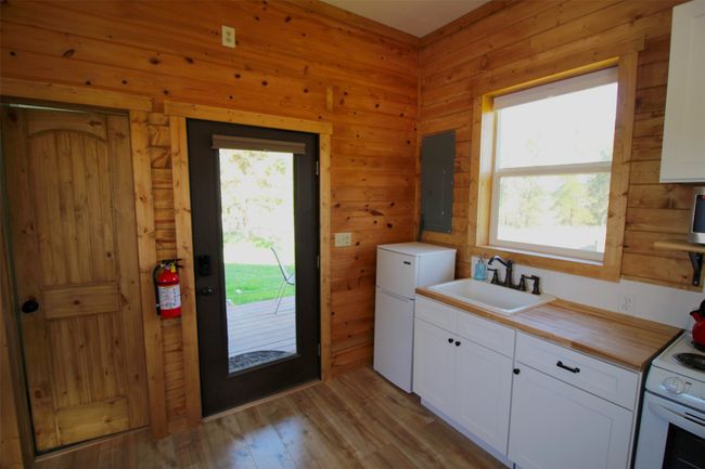 Green Cabin - Residence #5 | Image 96