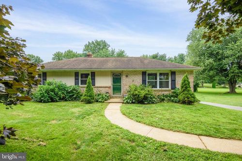 19 Springside Dr, QUARRYVILLE, PA, 17566-9267 | Card Image