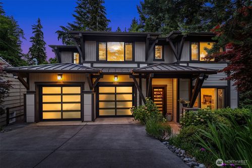 3745 88th Ave Se, Mercer Island, WA, 98040-3616 | Card Image