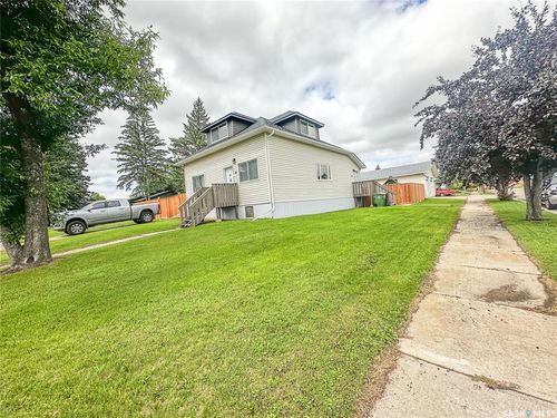 87 Collacott St W, Yorkton, SK, S3N0A1 | Card Image