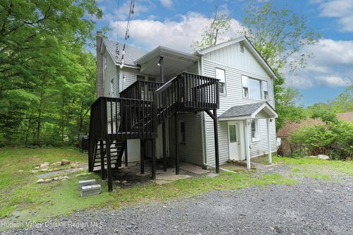 17 Rear Chapel St, Ellenville, NY, 12428-2507 | Card Image
