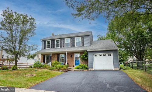 444 Dorchester Ln, PERKASIE, PA, 18944-1882 | Card Image
