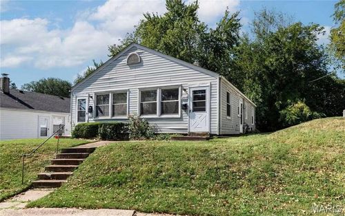 1215 San Jacinto Ct, Saint Louis, MO, 63139-3702 | Card Image