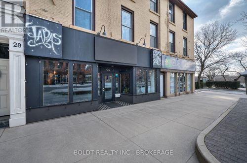 24 St Paul St, St Catharines, ON, L2R3M2 | Card Image