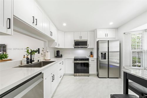 3803 Nw 122nd Ter, Sunrise, FL, 33323-3357 | Card Image