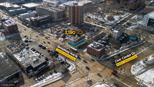 223 Broadway Ave N, Rochester, MN, 55906-3694 | Card Image