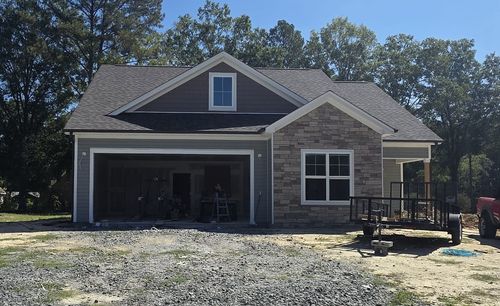 105 Hawthorne St, Louisburg, NC, 27549-6529 | Card Image