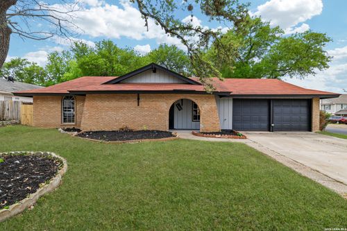 4302 Shallow Water, San Antonio, TX, 78233-6813 | Card Image