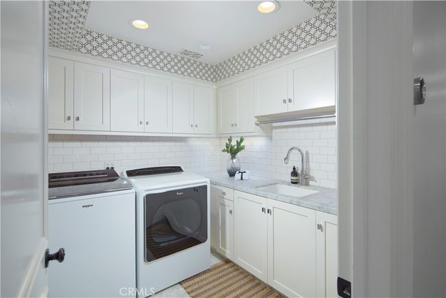 2 Royal Saint George Rd, House other with 5 bedrooms, 7 bathrooms and 3 parking in Newport Beach CA | Image 38