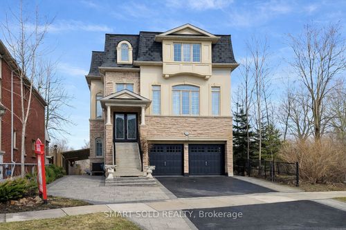 72 Headwater Cres, Richmond Hill, ON, L4E0T2 | Card Image