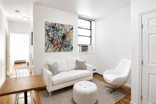 2r-628 W 138th St, New York, NY, 10031-7870 | Card Image