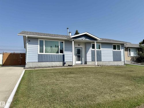 4510 46 Ave, Saint Paul, AB, T0A3A3 | Card Image