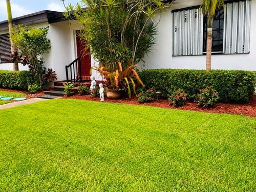 10420 Sw 149th St, Miami, FL, 33176-7757 | Card Image