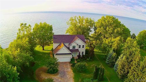 2949 W Lake Rd, Wilson, NY, 14172-9628 | Card Image