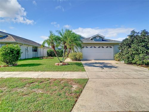 832 Whalebone Bay Dr, KISSIMMEE, FL, 34741-7429 | Card Image