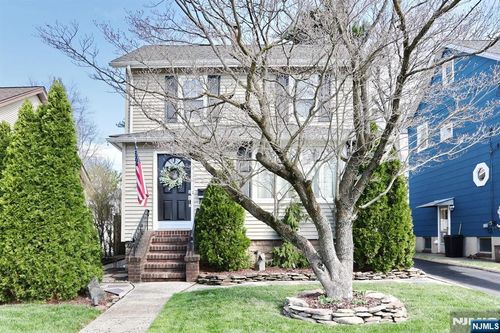 150 Niagara St, Dumont, NJ, 07628-3416 | Card Image