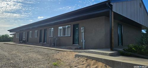 720 8 St W, Nipawin, SK, S0E1E0 | Card Image