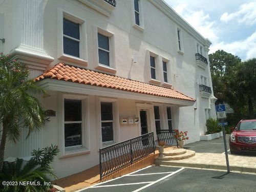 i-2050 Kings Cir S, Neptune Beach, FL, 32266-1616 | Card Image