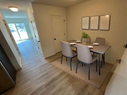 apt-36-31 Vine St, Weymouth, MA, 02188-2319 | Card Image