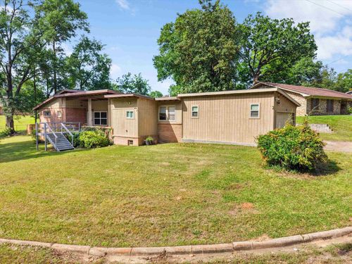 216 Hickory St, Gladewater, TX, 75647 | Card Image