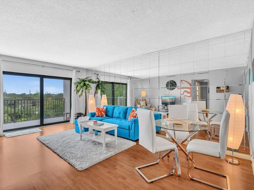 apt-525-900 River Reach Dr, Fort Lauderdale, FL, 33315-1170 | Card Image