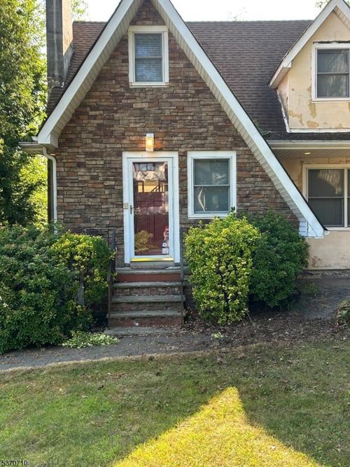 5 Sewanois Ave, Lincoln Park, NJ, 07035-1709 | Card Image