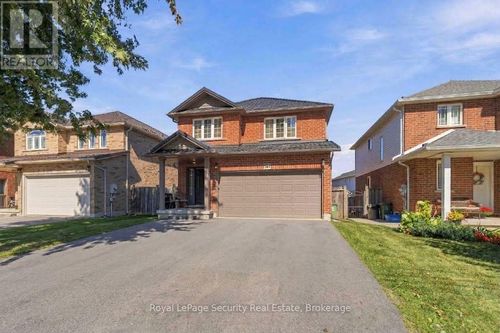785 Tenth Ave, House with 5 bedrooms, 4 bathrooms and 4 parking in Hamilton ON | Card Image