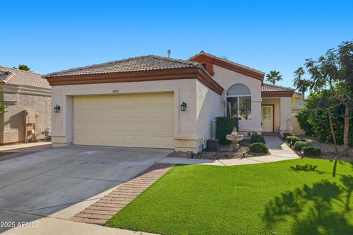 2059 E Huron Ct, Gilbert, AZ, 85234-8005 | Card Image