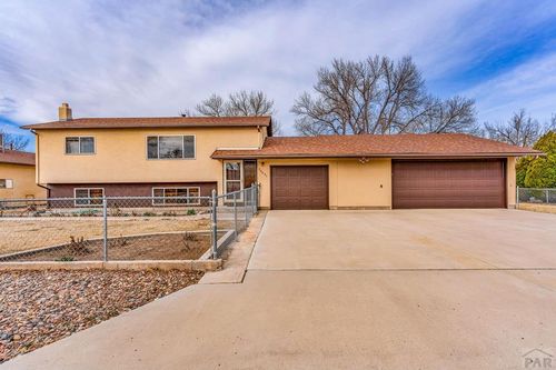 25451 Parkview Dr, Pueblo, CO, 81006-9717 | Card Image