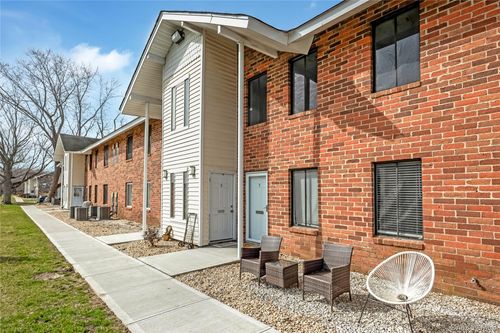 8-8 Cheyenne Ct, Coram, NY, 11727-1503 | Card Image