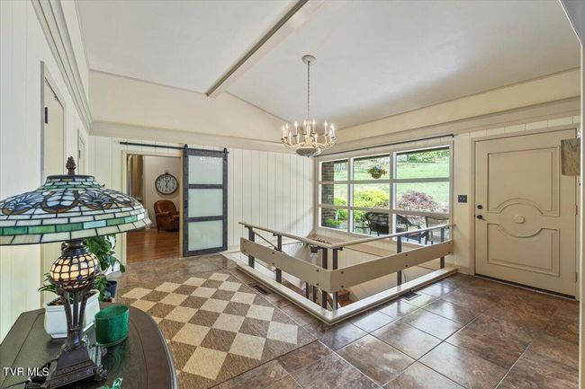 1902 Lamont St, House other with 5 bedrooms, 4 bathrooms and null parking in Kingsport TN | Image 5