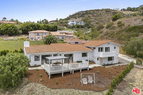 6405 Sycamore Meadows Dr, MALIBU, CA, 90265-4440 | Card Image