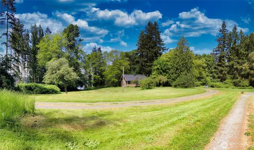 6810 Ne Bergman Rd, Bainbridge Island, WA, 98110-1285 | Card Image