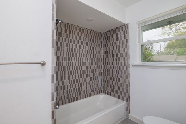 7211 Bucknell Dr, House other with 4 bedrooms, 4 bathrooms and null parking in Dallas TX | Image 29