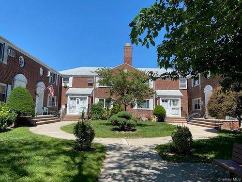 e-2-260-11 73rd Avenue, New York, NY, 11004 | Card Image