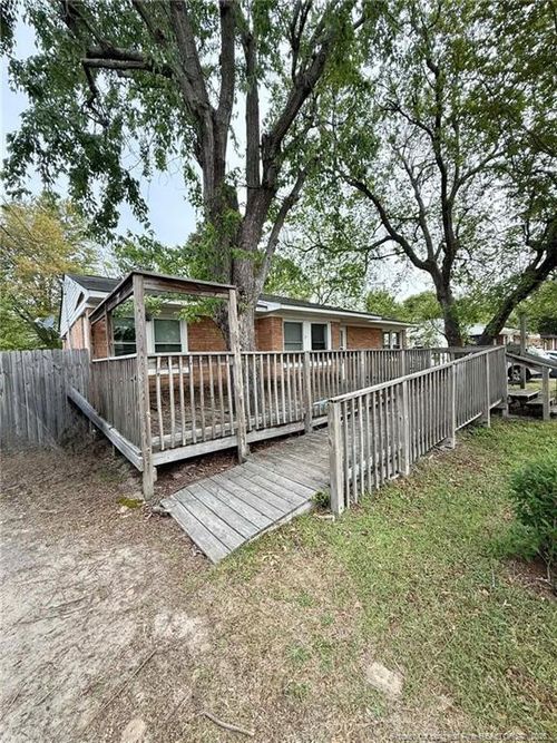 5124 Palmetto Ln, Fayetteville, NC, 28304-1913 | Card Image