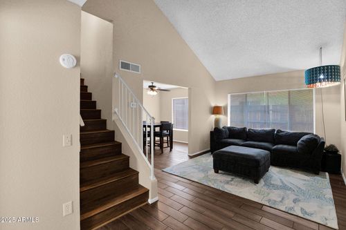 11-15201 N 25th Dr, Phoenix, AZ, 85023-5044 | Card Image