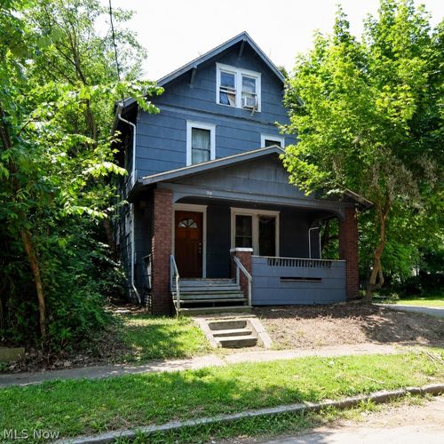 30 W Dalton St, Akron, OH, 44310-2006 | Card Image