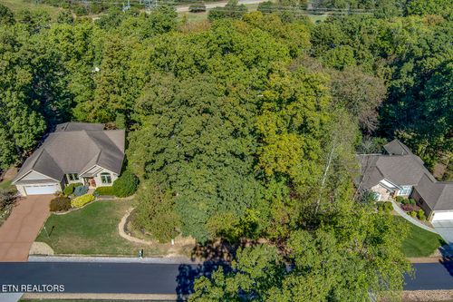 131 Kenosha Ln, Loudon, TN, 37774-3173 | Card Image